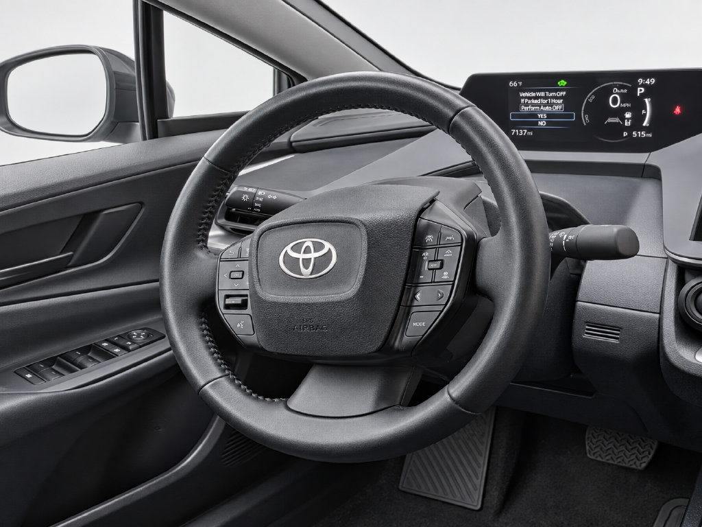 Certified 2024 Toyota Prius LE FWD image 20