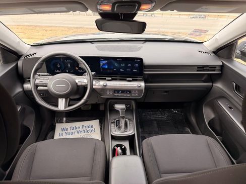 Used 2024 Hyundai Kona SEL image 28