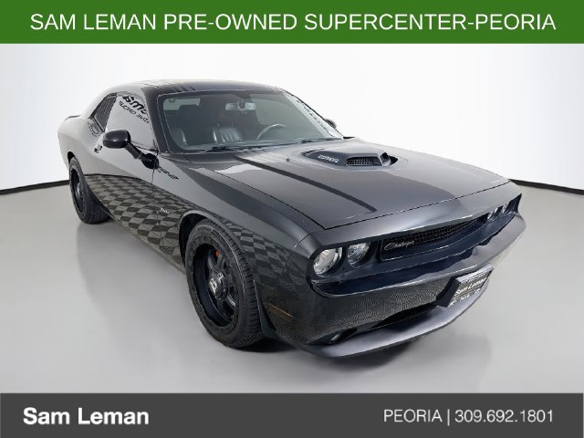 Used 2014 Dodge Challenger R/T RWD image 1