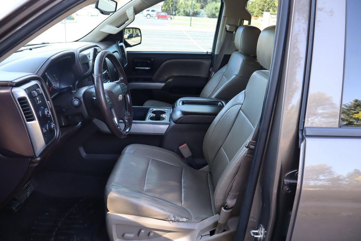 Used 2014 Chevrolet Silverado 1500 LTZ Z71 w/ LTZ Plus Package AWD/4WD image 18