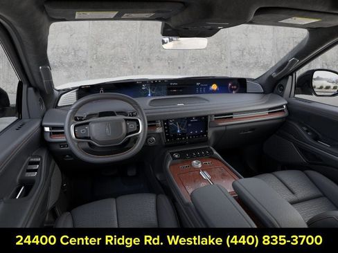 New 2026 Lincoln Navigator Black Label AWD/4WD image 9