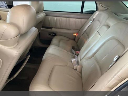 Used 2004 Buick Park Avenue w/ Prestige Feature Package FWD image 6