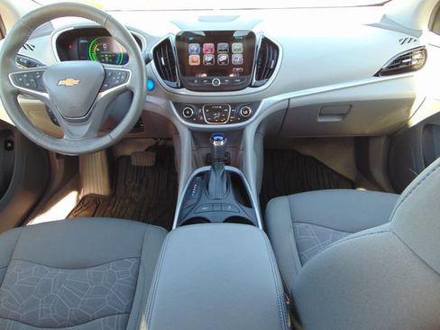 Used 2017 Chevrolet Volt LT w/ Comfort Package FWD image 22