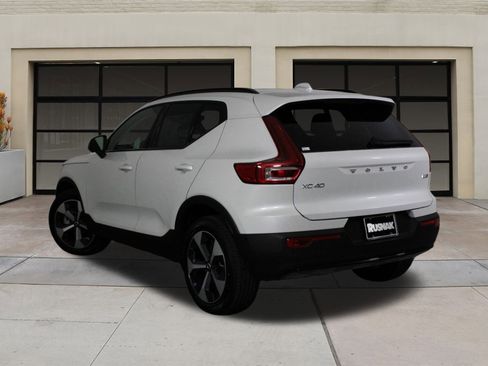 New 2026 Volvo XC40 B5 Plus w/ Protection Package Premier image 3