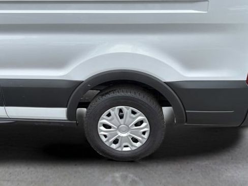 Used 2025 Ford Transit 350 XLT RWD image 38