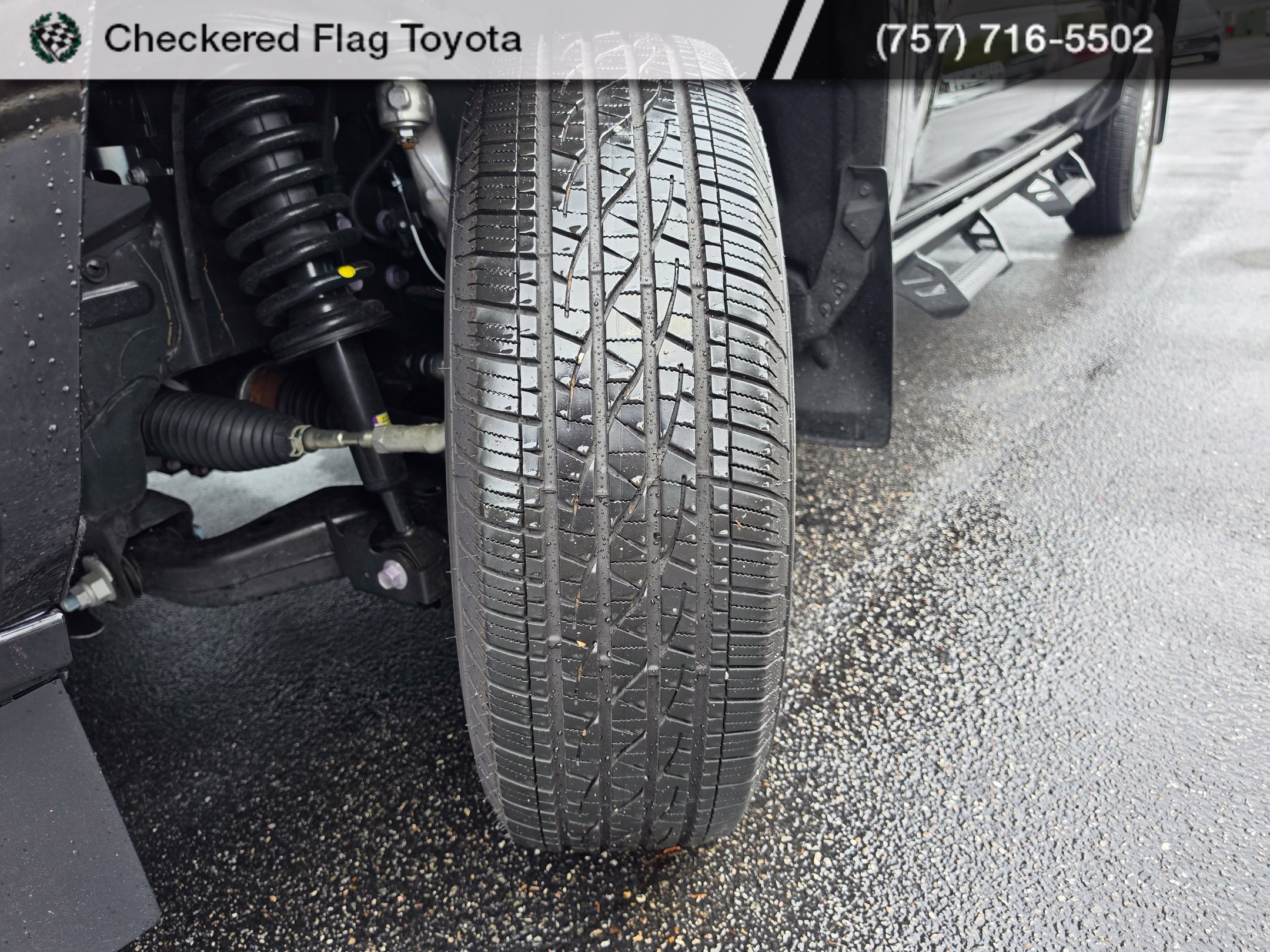Used 2025 Toyota Tacoma SR5 AWD/4WD image 10