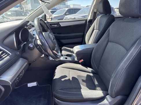 Used 2019 Subaru Outback 2.5i Premium image 23