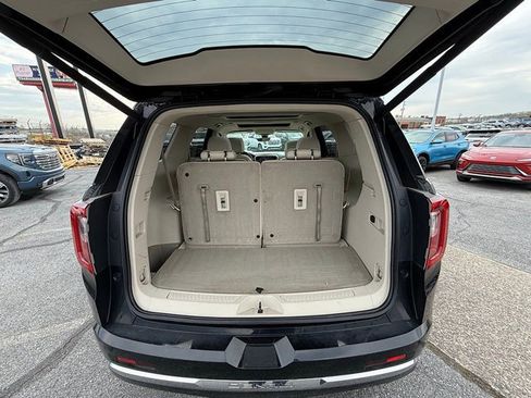 Used 2021 GMC Acadia Denali w/ Denali Ultimate Package image 14