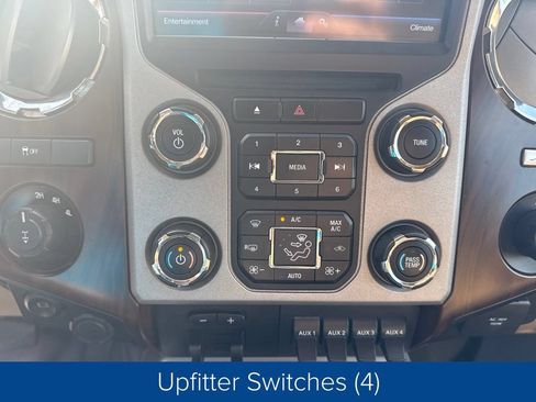 Used 2016 Ford F350 Lariat w/ Lariat Ultimate Package AWD/4WD image 22