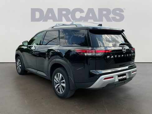 Used 2023 Nissan Pathfinder SL AWD/4WD image 5