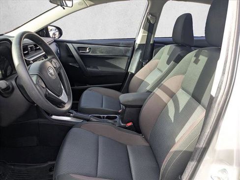 Used 2019 Toyota Corolla LE image 13