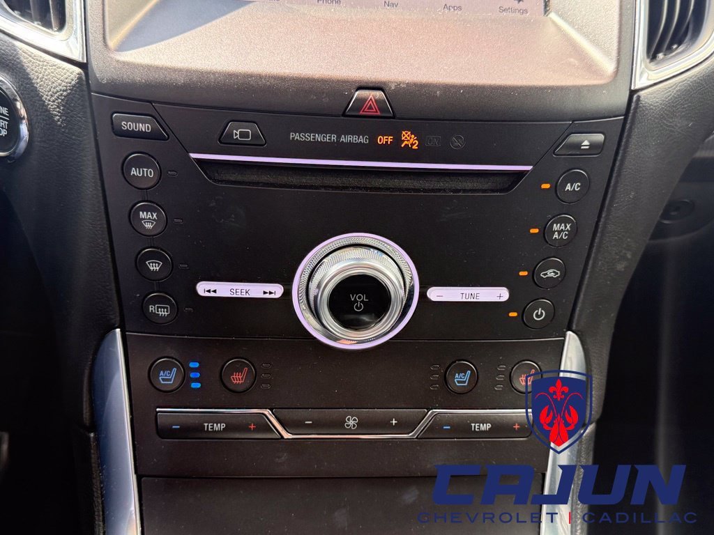Used 2019 Ford Edge Titanium w/ Equipment Group 301A FWD image 13