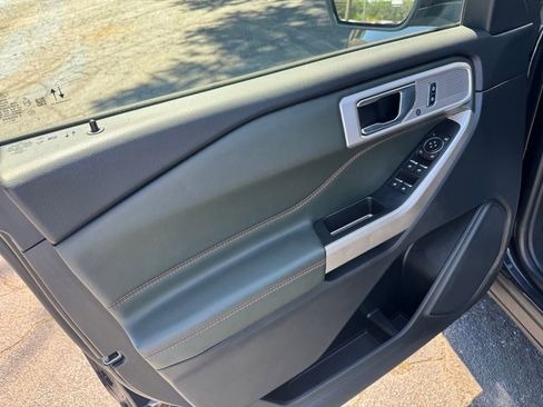 Used 2022 Ford Explorer Timberline w/ Timberline Technology Package AWD/4WD image 18