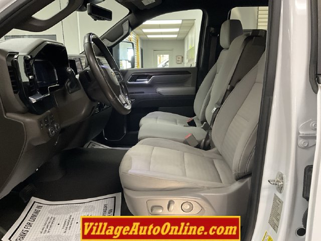 Used 2024 Chevrolet Silverado 2500 LT w/ Safety Package AWD/4WD image 17