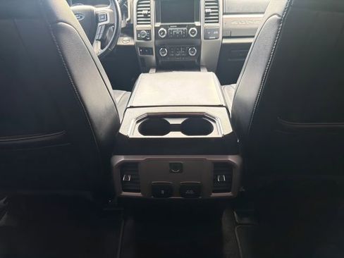 Used 2020 Ford F250 Lariat w/ Lariat Ultimate Package AWD/4WD image 23
