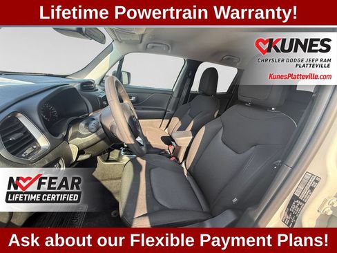 Used 2023 Jeep Renegade Latitude AWD/4WD image 19