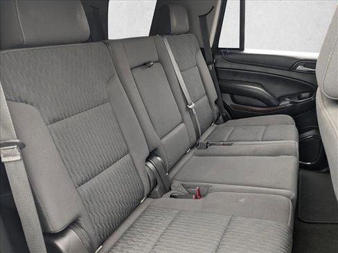 Used 2018 GMC Yukon SLE w/ SLE Value Package image 22