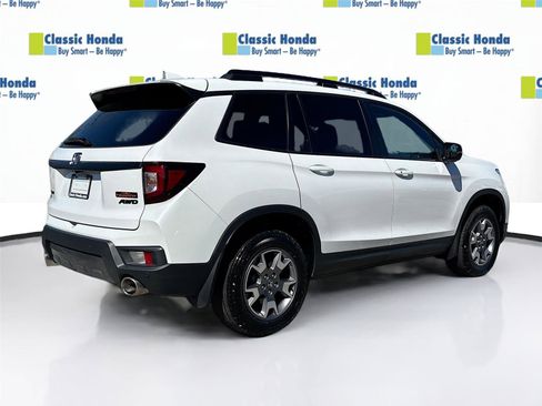 Certified 2023 Honda Passport TrailSport image 8