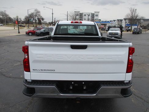Used 2025 Chevrolet Silverado 1500 W/T image 6