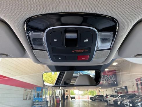 Used 2023 Hyundai Tucson Limited AWD/4WD image 17
