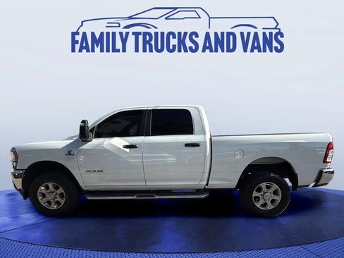 Used 2024 RAM 2500 Big Horn w/ Off Road Package AWD/4WD image 2