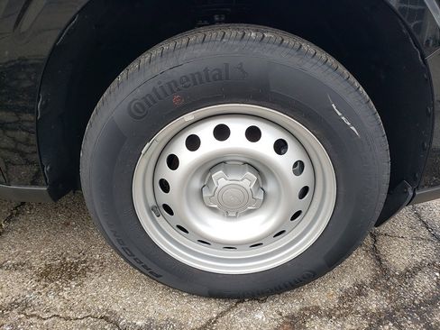 New 2025 Ford Maverick XL image 22