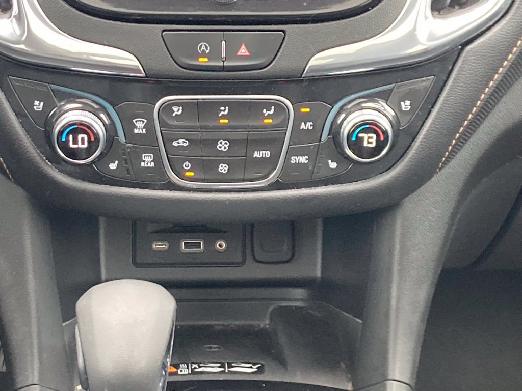 Used 2022 Chevrolet Equinox Premier AWD/4WD image 14