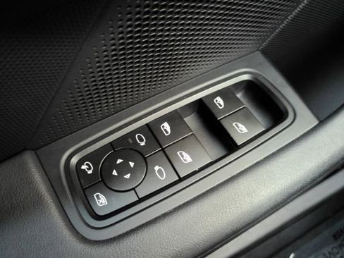 Used 2023 Porsche Taycan w/ Premium Package image 38