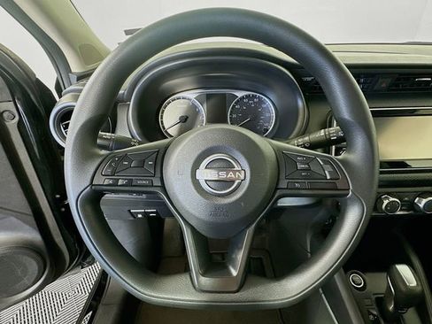 Used 2023 Nissan Kicks S image 13