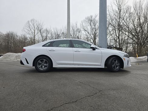 Used 2023 Kia K5 LXS image 14