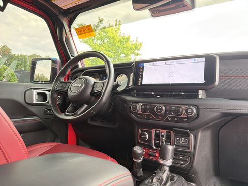 Used 2024 Jeep Wrangler Unlimited Rubicon 392 AWD/4WD image 6