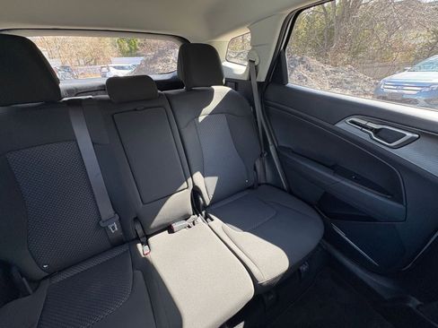 Used 2025 Kia Sportage LX image 34