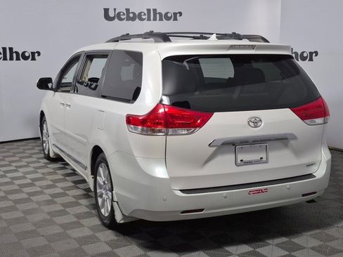 Used 2014 Toyota Sienna Limited image 5