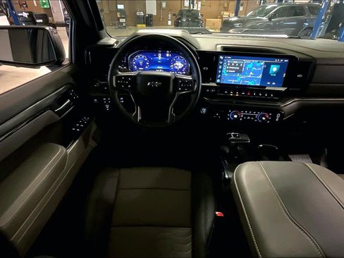 Used 2023 Chevrolet Silverado 1500 ZR2 w/ ZR2 Bison Edition image 5