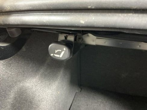 Used 2015 MAZDA MAZDA3 i Touring FWD image 27