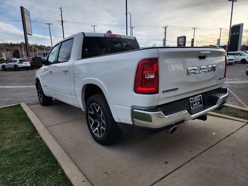 Used 2025 RAM 1500 Laramie image 7