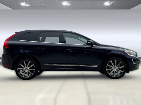 Used 2017 Volvo XC60 T6 Inscription w/ Preferred Option Package AWD/4WD image 7