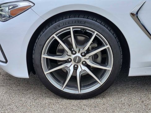 Used 2019 Genesis G70 2.0T Advanced w/ Dynamic Package RWD image 9