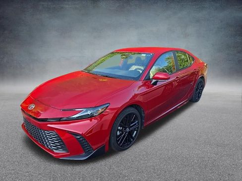 Used 2025 Toyota Camry SE FWD image 4