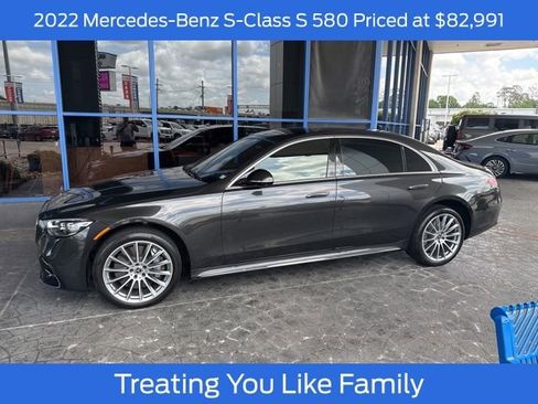Used 2022 Mercedes-Benz S 580 4MATIC Sedan image 1