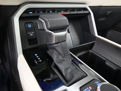 Certified 2024 Toyota Sequoia Capstone image 15