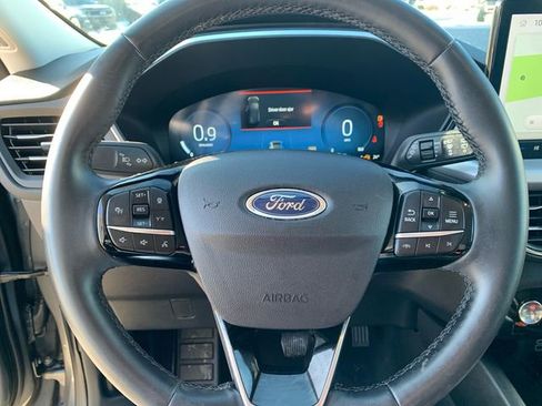 Used 2024 Ford Escape Platinum image 26