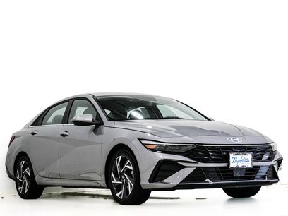 Used 2025 Hyundai Elantra Limited