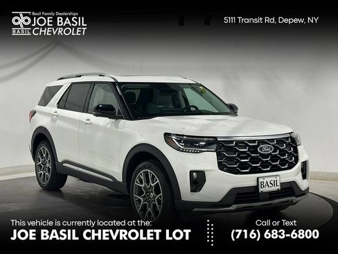 Used 2025 Ford Explorer Platinum w/ Ultimate Package AWD/4WD image 1