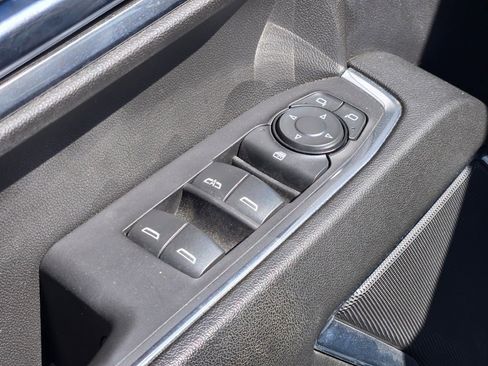 Certified 2024 Chevrolet Silverado 1500 LT image 20