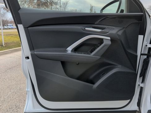 New 2025 Audi Q5 Premium image 19