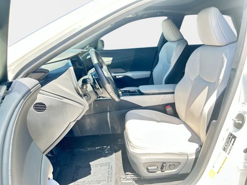 Used 2024 Lexus RX 350 Premium w/ Accessory Package (Z1) FWD image 11