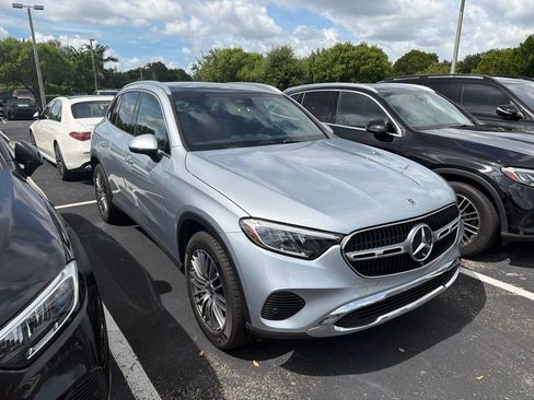 Certified 2026 Mercedes-Benz GLC 300 image 1