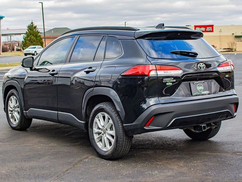 Used 2023 Toyota Corolla Cross LE image 7