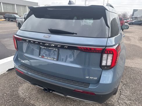 New 2026 Ford Explorer Active w/ Active Comfort Package image 10